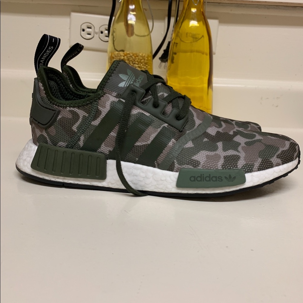 Men’s Adidas NMD R1 Athletic Shoes